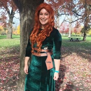 Green Long Sleeve Velvet Dress